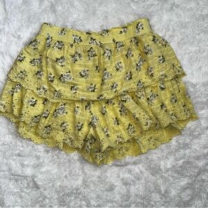 American Eagle Floral Ruffle Skirt Shorts skort Yellow Women's Size Large